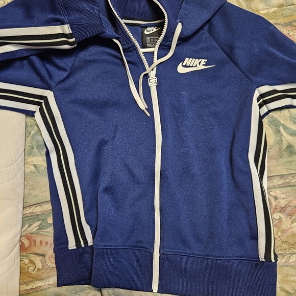 Nike Unisex Retro Track Suit Hoodie - Picture 4 of 5